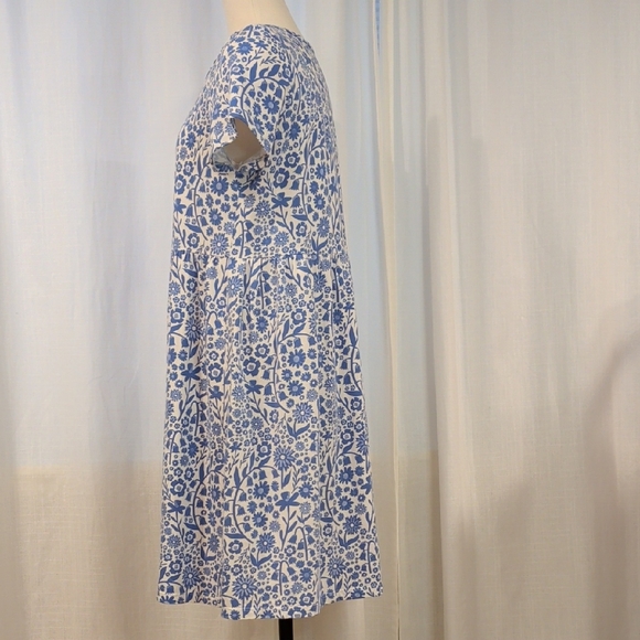 Floral Blue and White Copenhagen Dress - 100% Organic Cotton - Picture 12 of 15